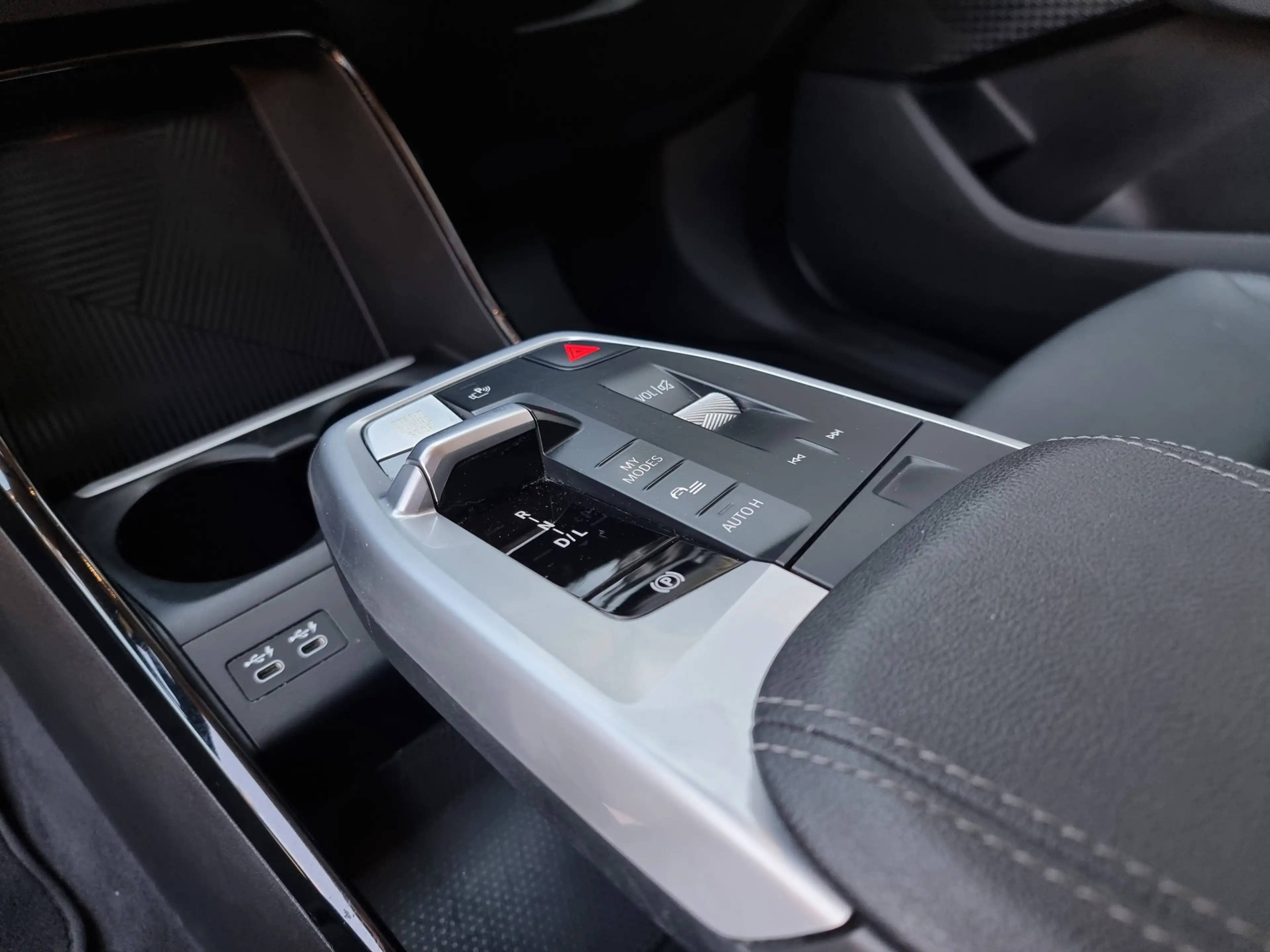 BMW 225 2-serie Active Tourer 225e xDrive 4WD | Plugin | D — photo 15