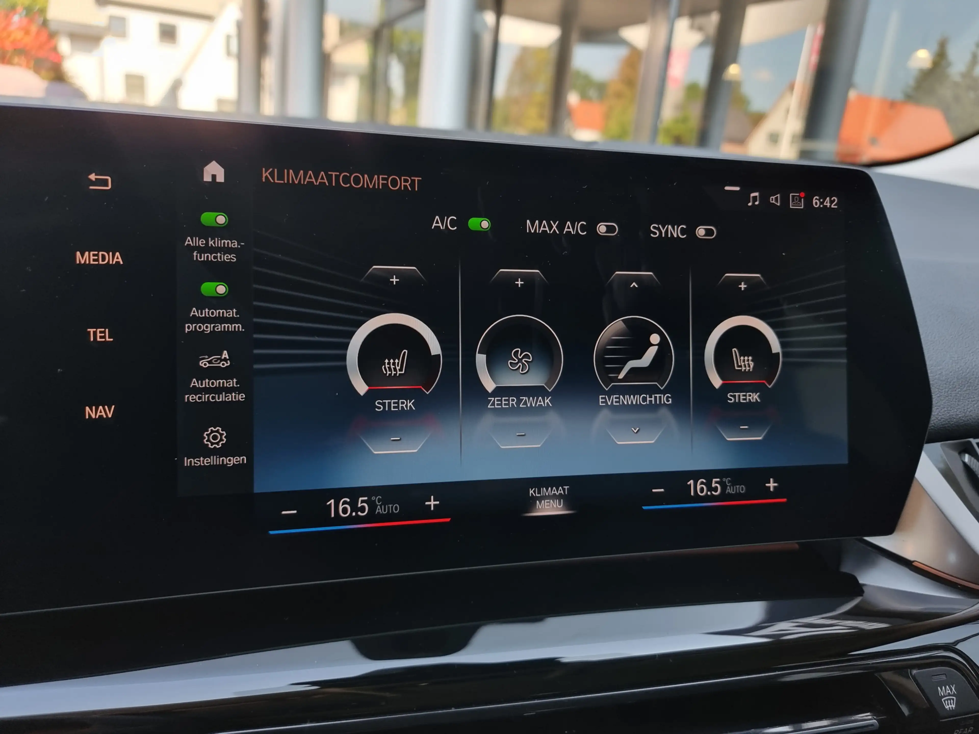 BMW 225 2-serie Active Tourer 225e xDrive 4WD | Plugin | D — photo 32