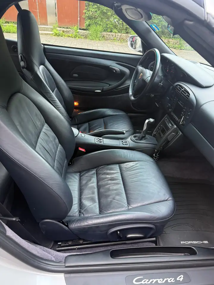 Porsche 996 911 Carrera 4 Cabrio, foto 10