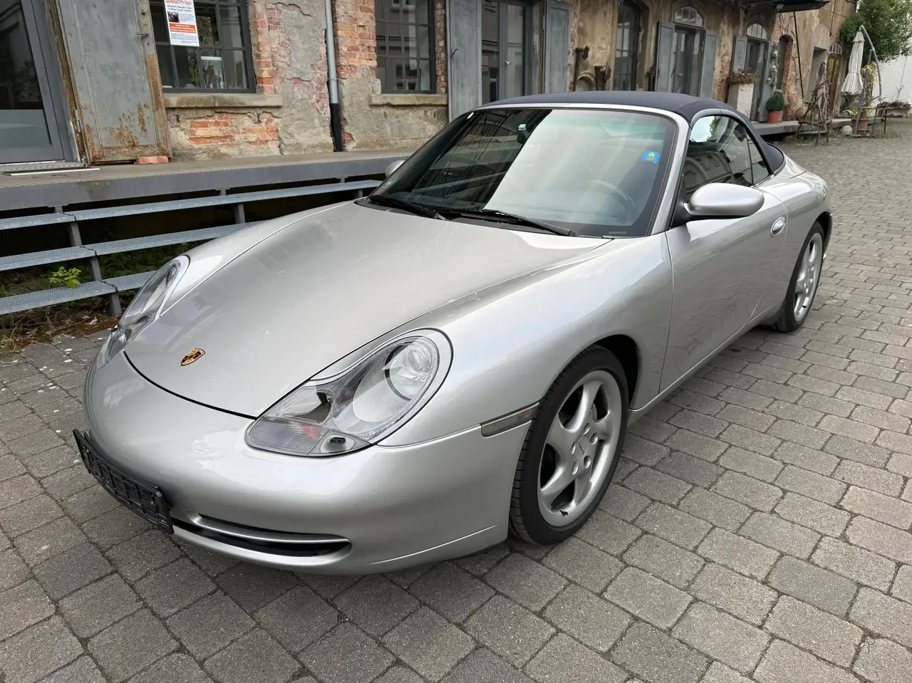 Porsche 996 911 Carrera 4 Cabrio, foto 1