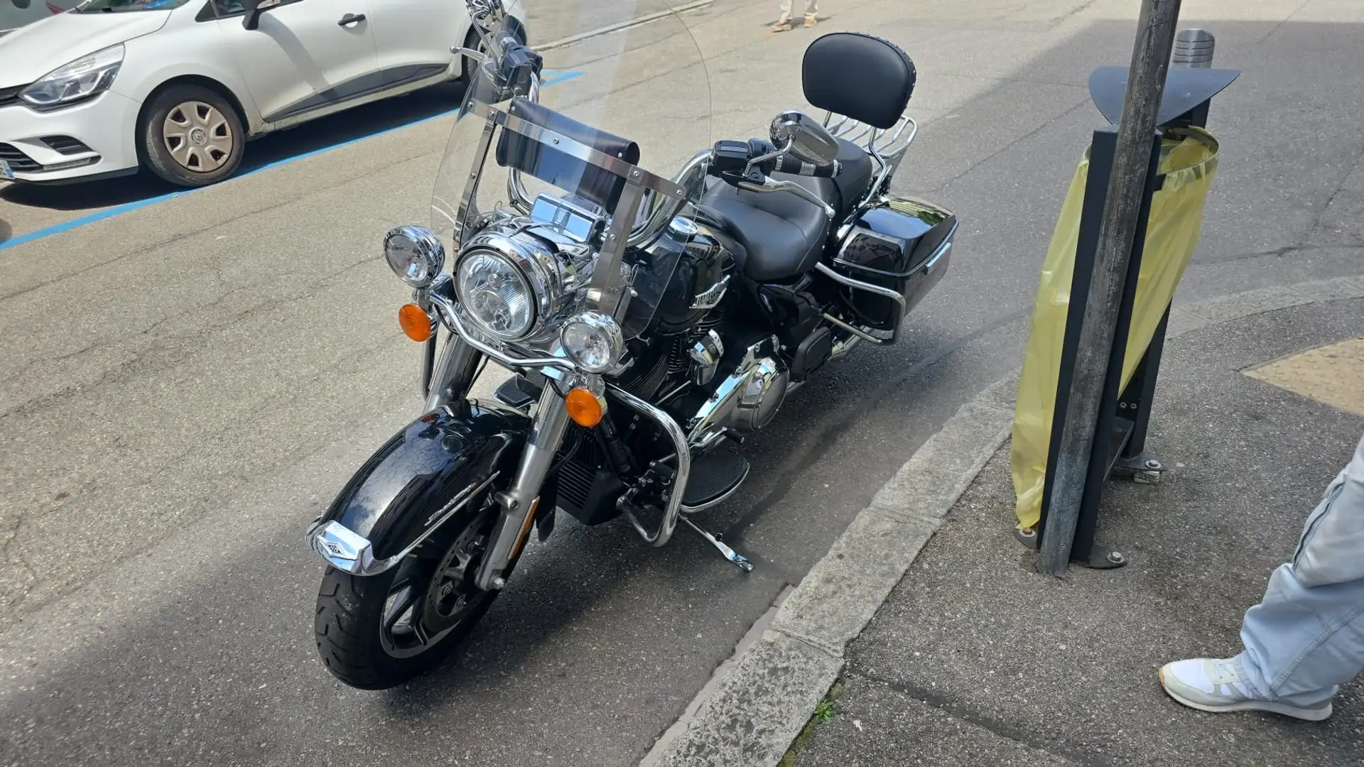 Harley-Davidson Road King FLHR - 1