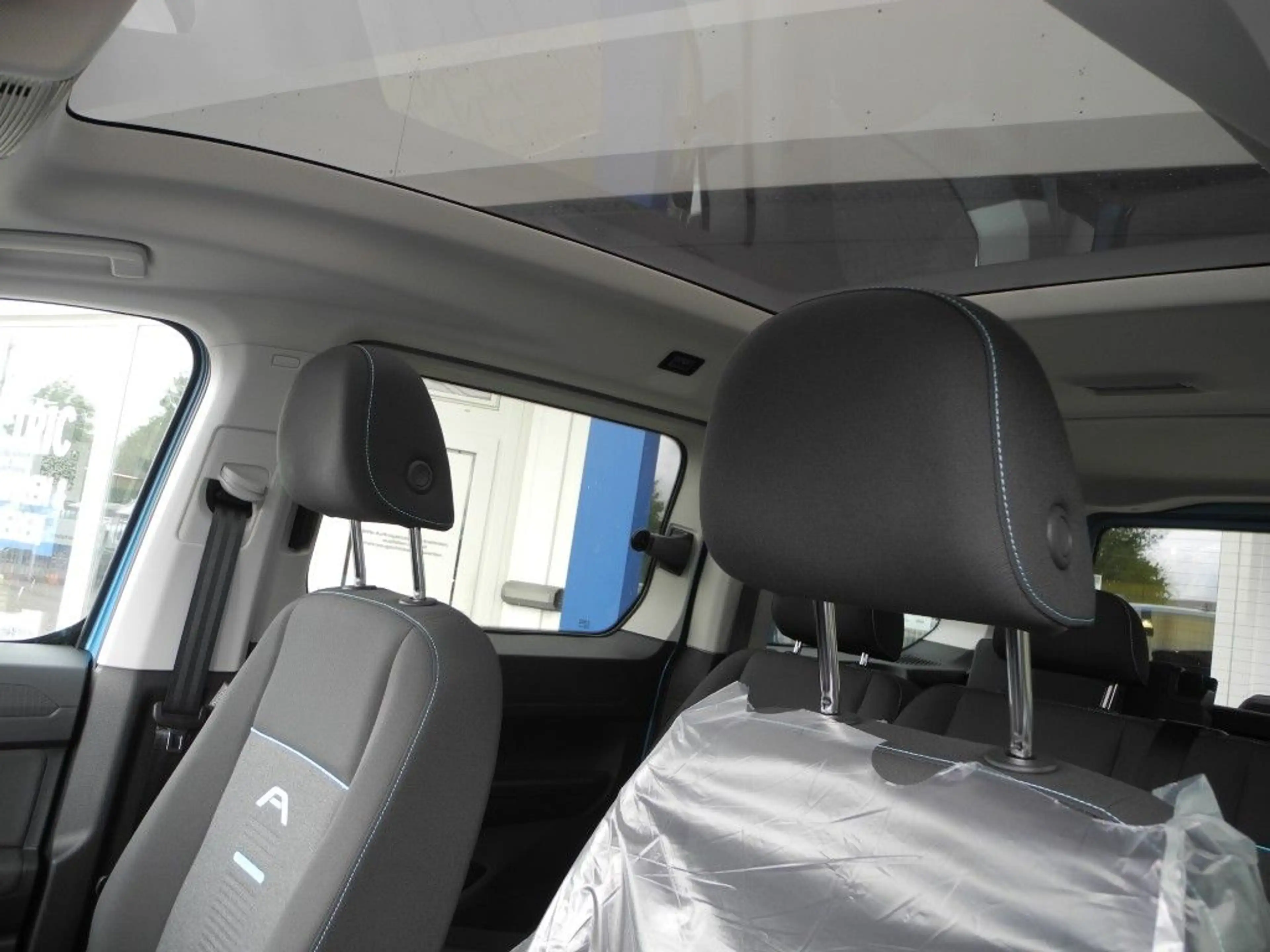 Ford Tourneo Connect 1.5 PHEV Aut. ACTIVE - Sitzh., Panor., Navi, iACC — photo 10