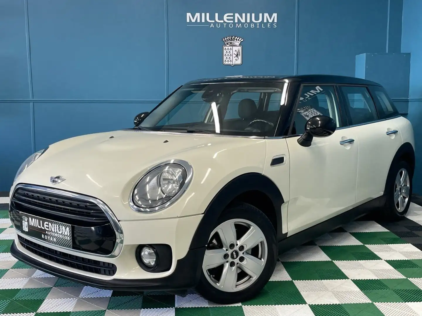 MINI Cooper Clubman COOPER D 150CH Beige - 1