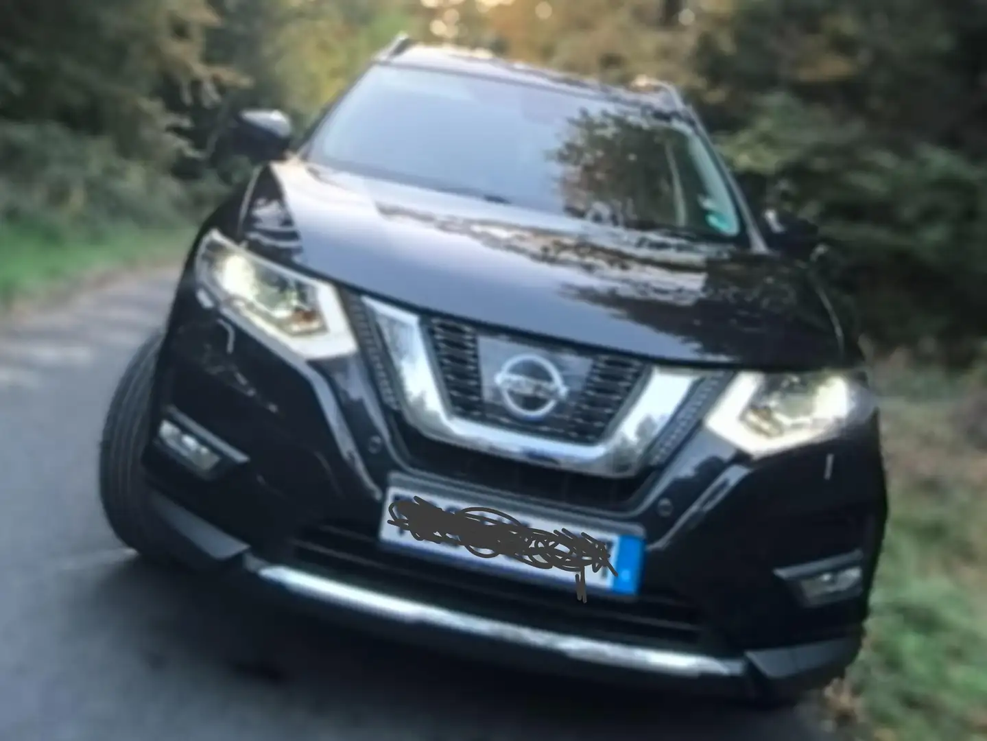 Nissan X-Trail X-Trail 1.6 DIG-T N-Connecta Schwarz - 1