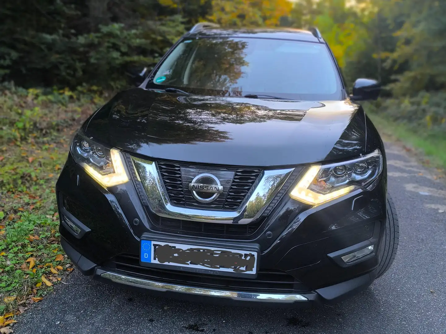 Nissan X-Trail X-Trail 1.6 DIG-T N-Connecta Schwarz - 2
