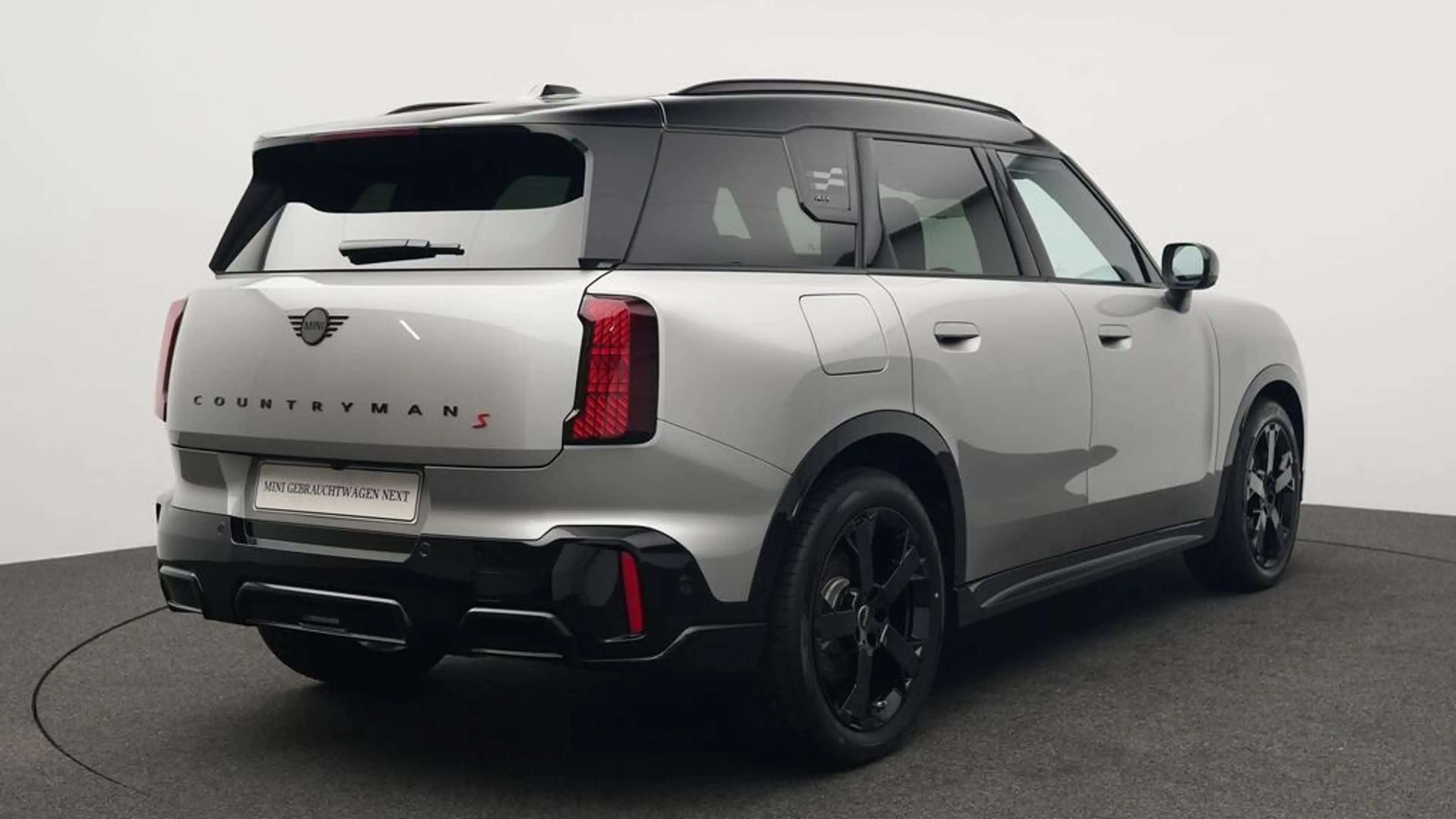MINI Countryman S All4 John Cooper Works Trim — photo 6