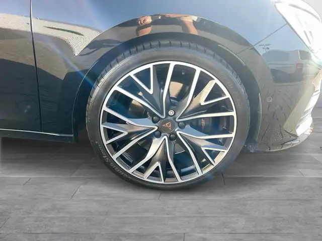 Cupra Leon view 7