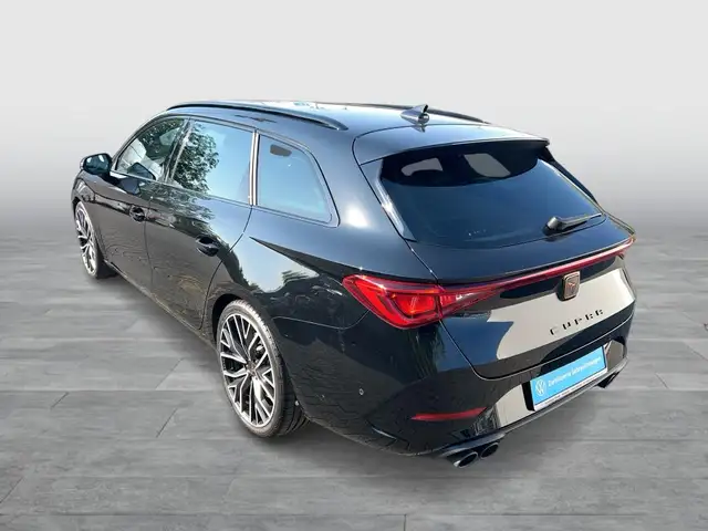 Cupra Leon view 3