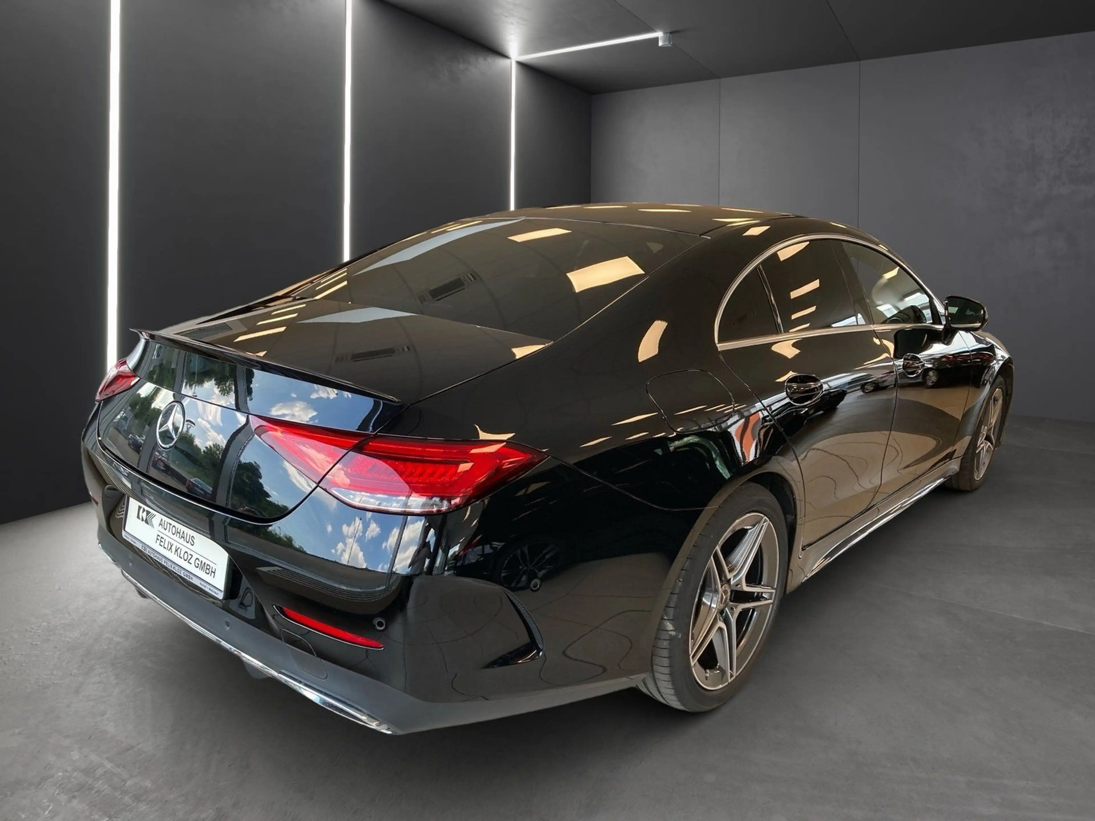 Mercedes-Benz CLS 220 d AMG*AHK*Totwinkel*HUD*Memory*Kame*LED* — photo 3
