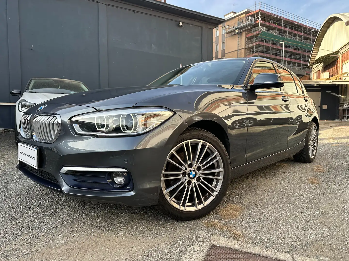 BMW 116 d Urban 5p UFFICIALE - BOOK SERVICE BMW - Grigio - 1