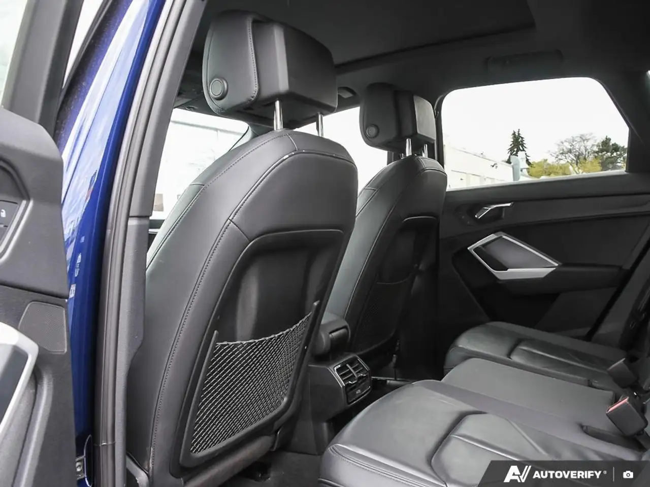 Audi Q3 снимка Audi Q3