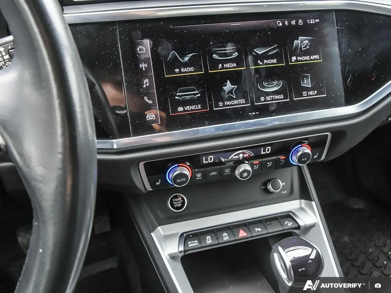 Audi Q3 снимка Audi Q3