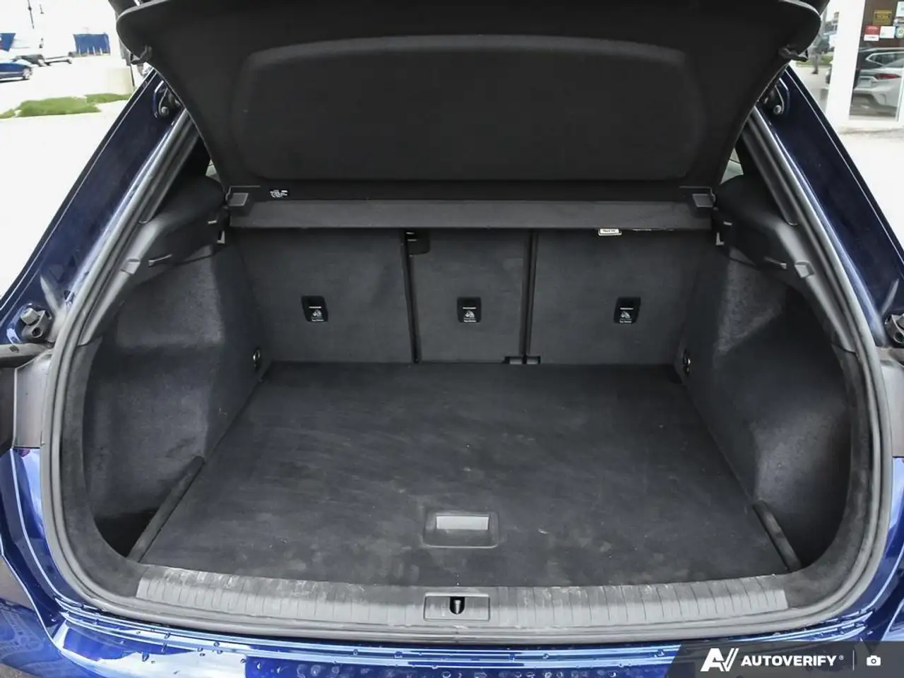 Audi Q3 снимка Audi Q3