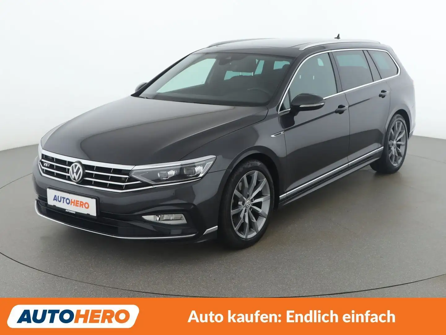 Volkswagen Passat 2.0 TDI Elegance R-Line Grau - 1