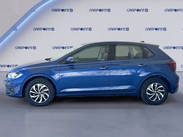 Volkswagen Polo view 4