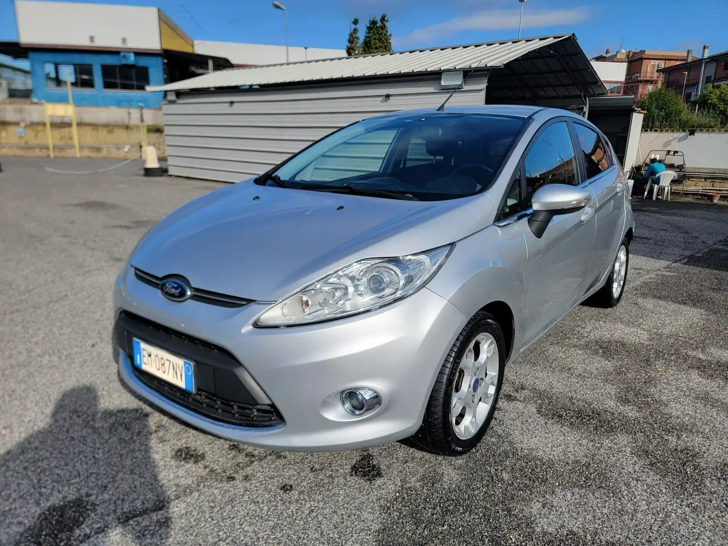 Ford Fiesta Fiesta VI 5p 1.4 Titanium Gpl distribuzione nuova Silber - 2