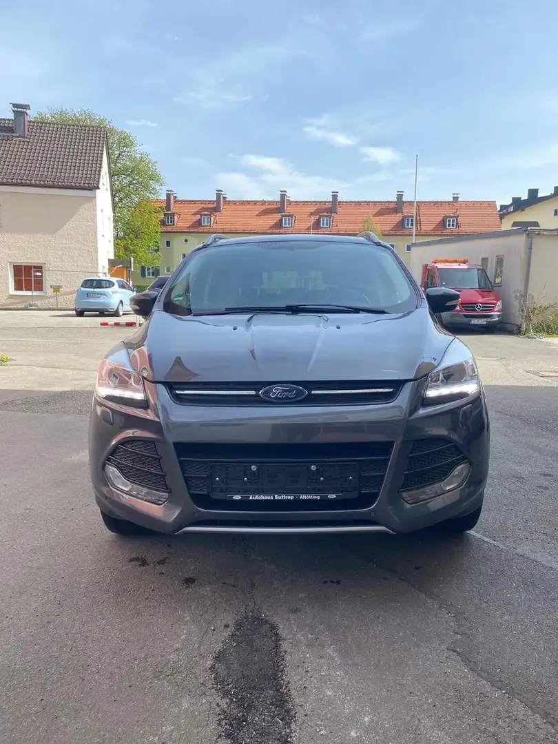 Ford Kuga Trend Grijs - 1