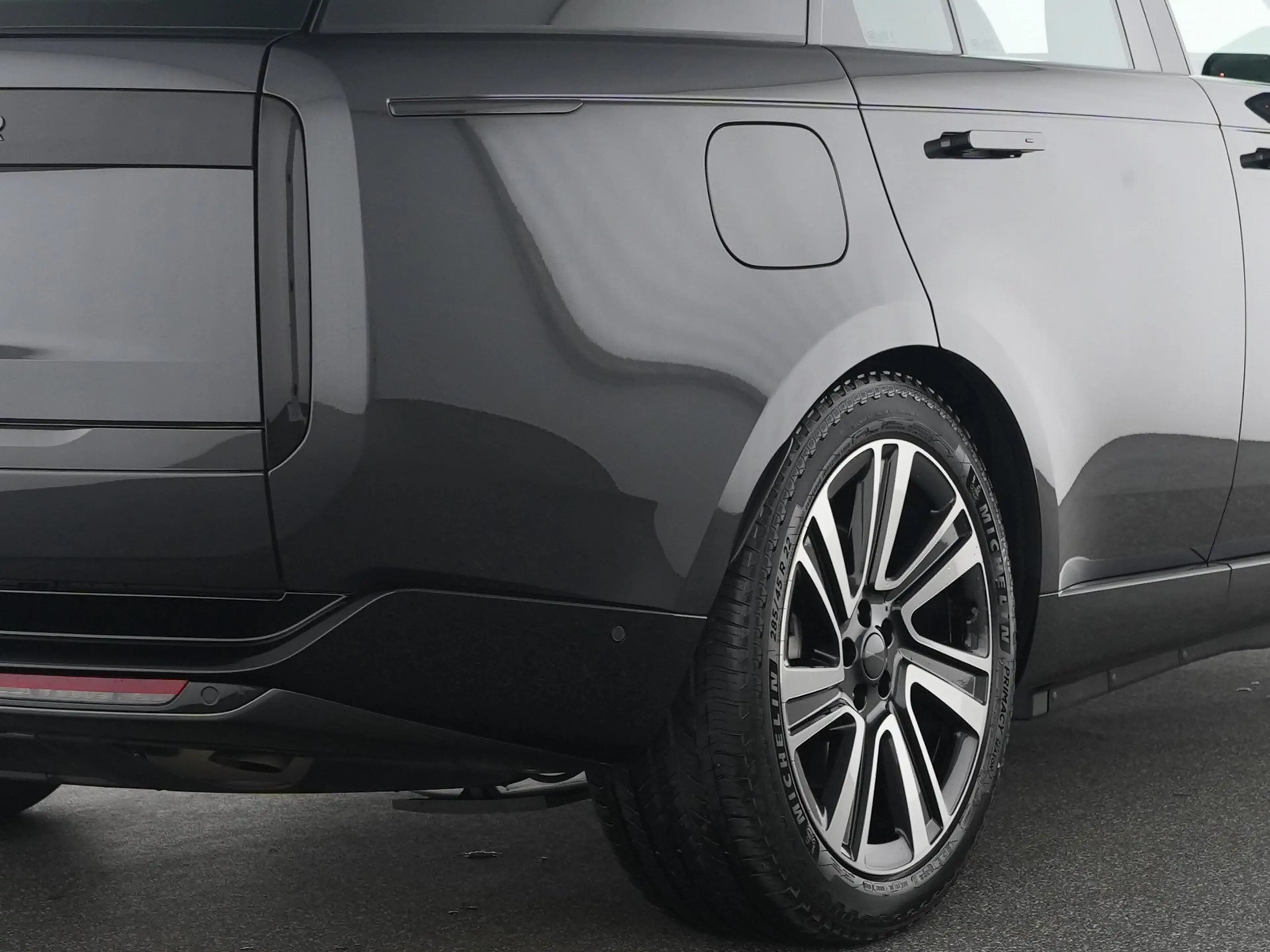 Land Rover Range Rover P550e HSE *Business-Class-Sitze* — photo 10