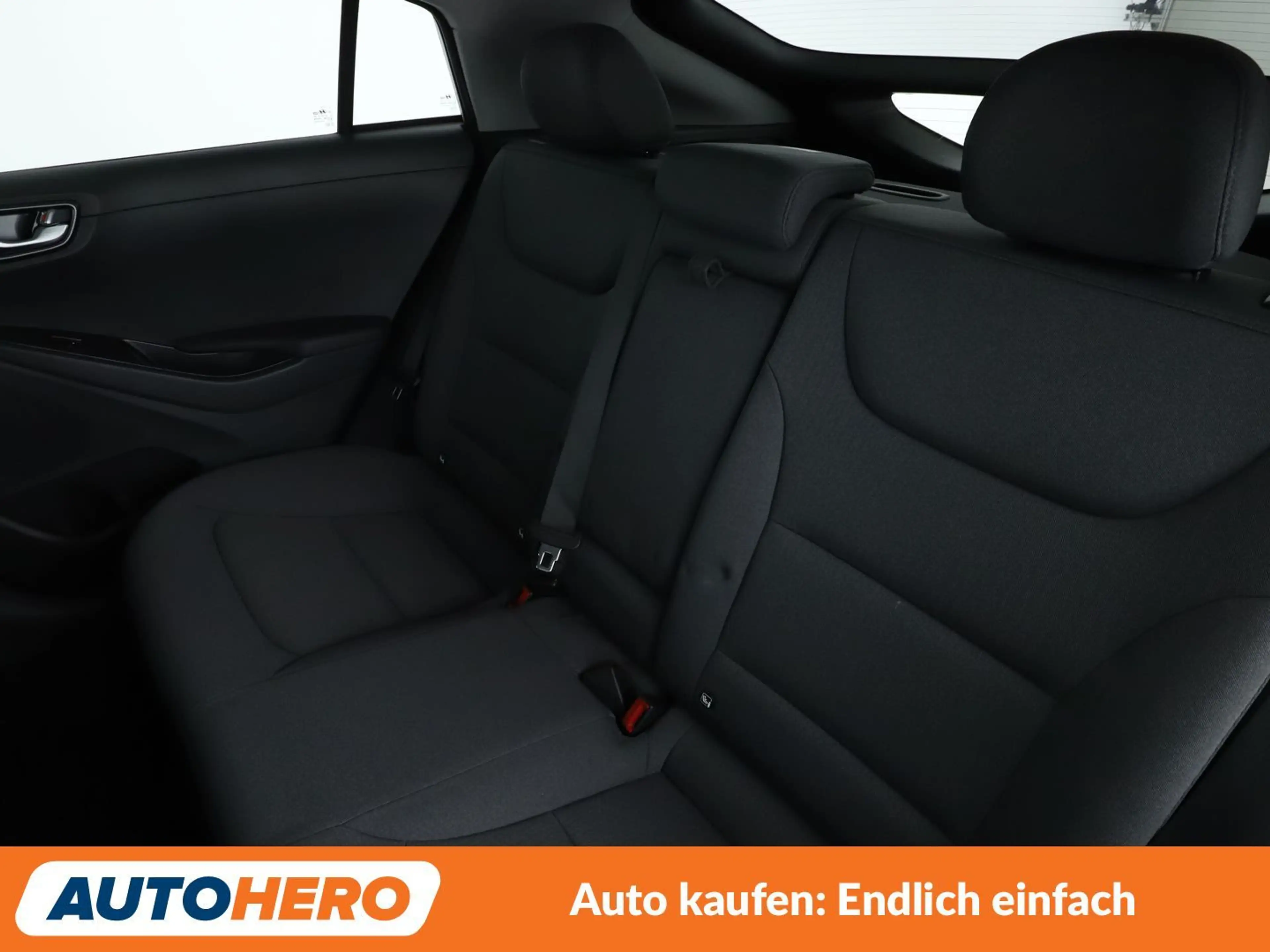 Hyundai IONIQ 1.6 Hybrid Style Aut.*LED*ACC*CAM*PDC*SHZ*ALU* — photo 14
