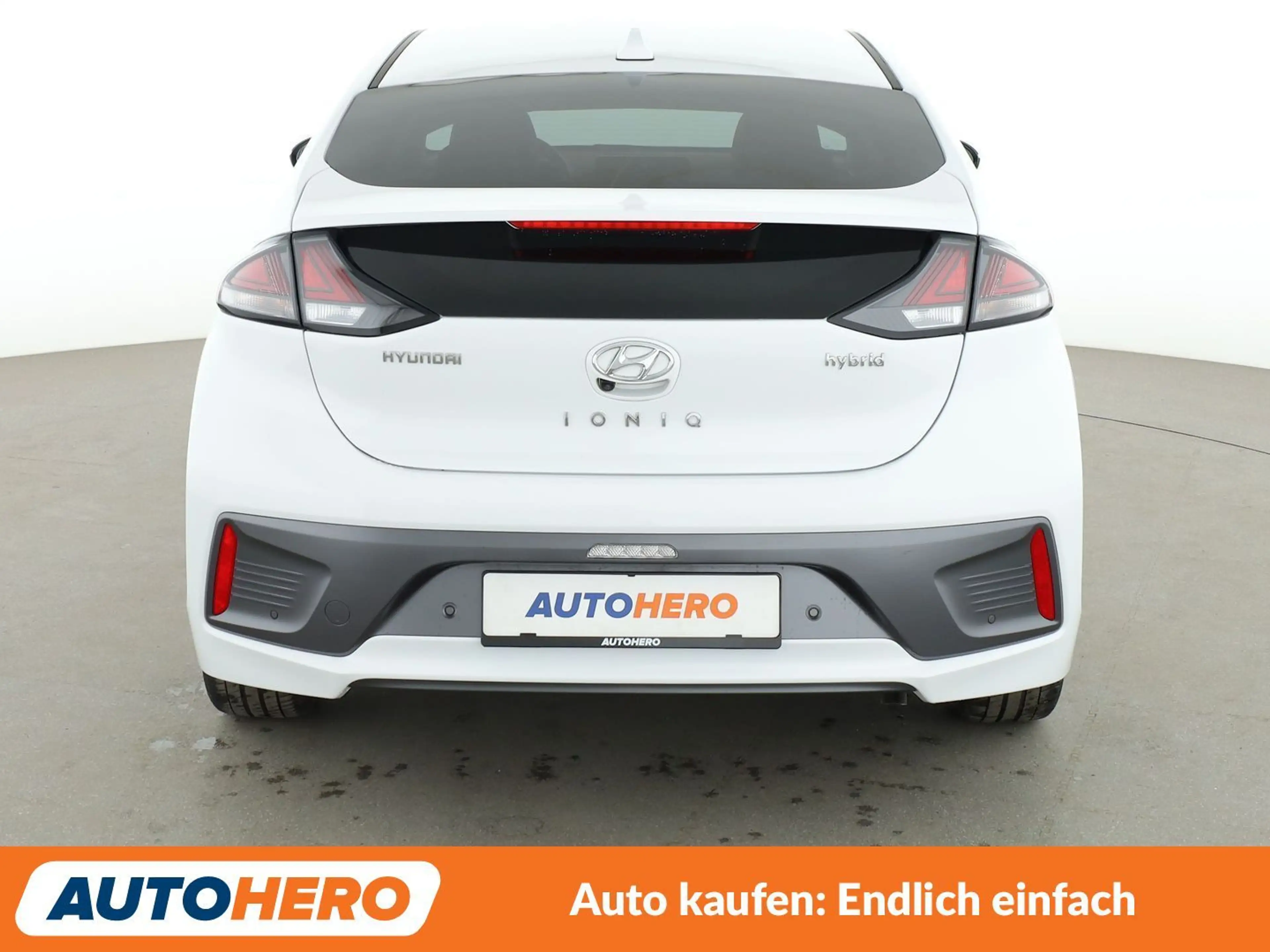 Hyundai IONIQ 1.6 Hybrid Style Aut.*LED*ACC*CAM*PDC*SHZ*ALU* — photo 5
