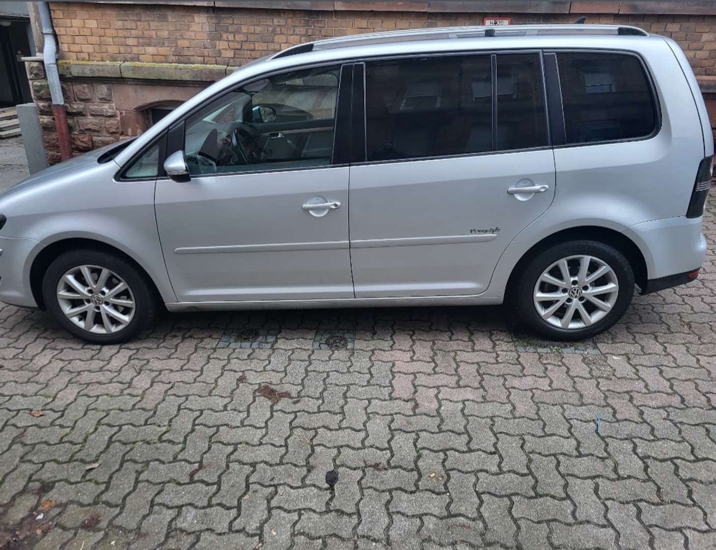 Second hand Volkswagen Touran 1.9