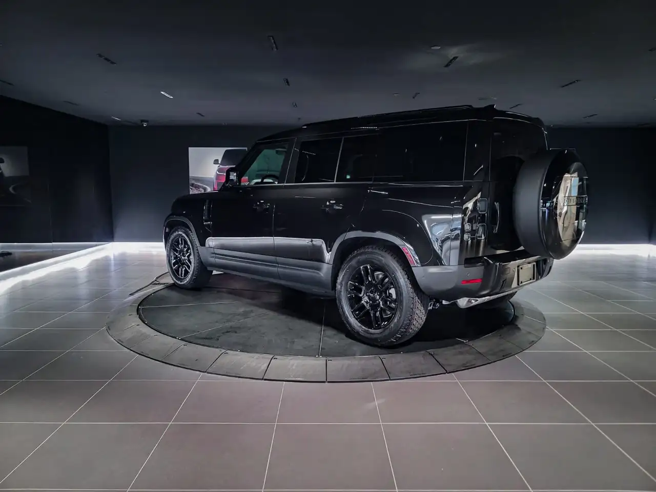 Land Rover Defender снимка Land Rover Defender