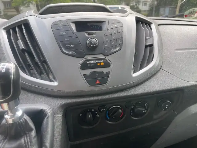 Ford Transit view 11
