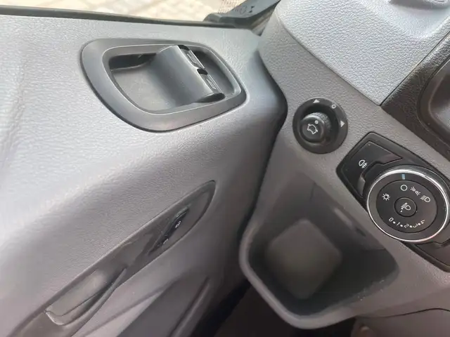 Ford Transit view 8