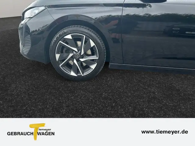 Peugeot 308 SW view 9