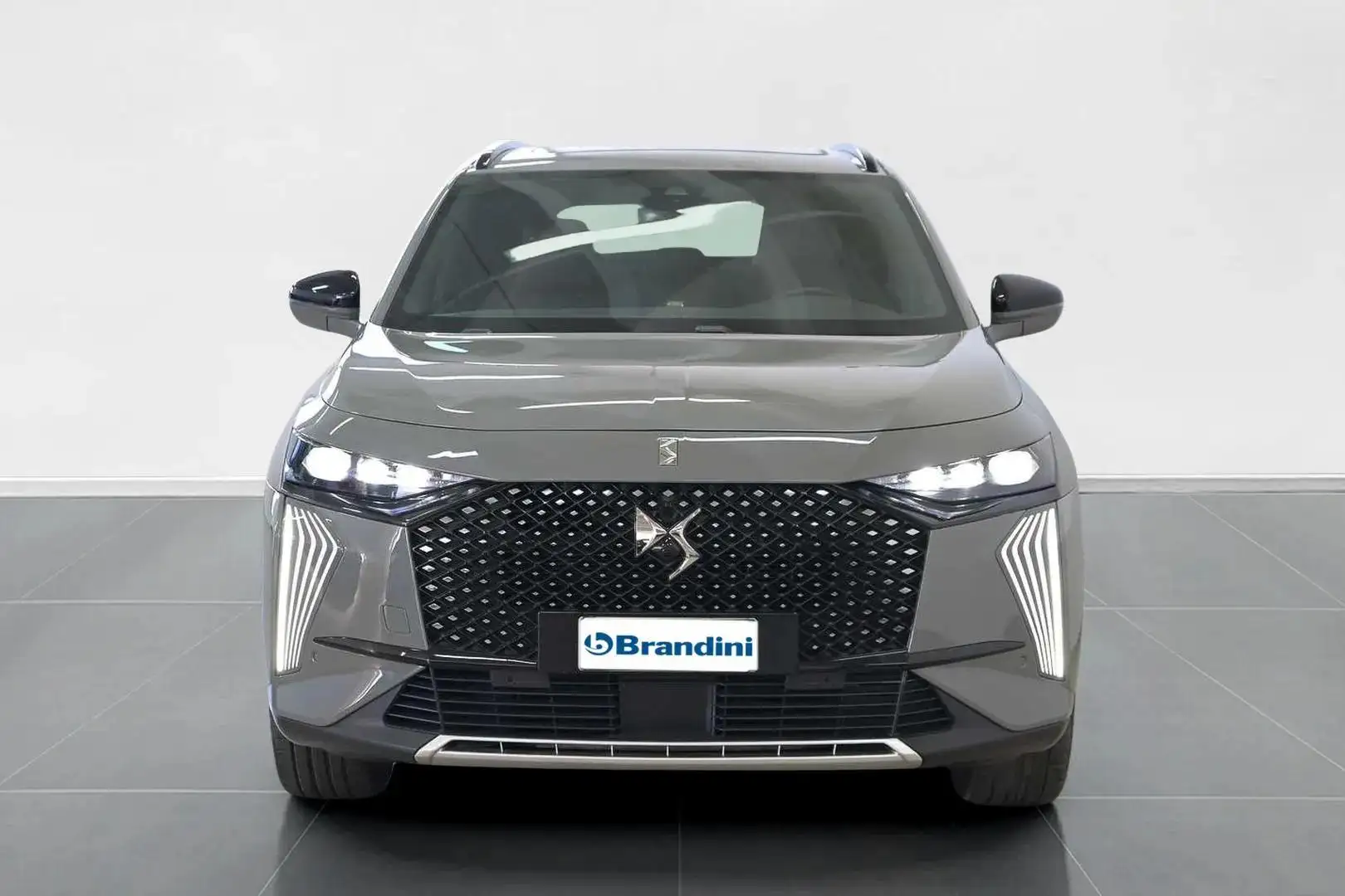 DS Automobiles DS 7 Crossback 1.6 E-TENSE Opera Grijs - 2