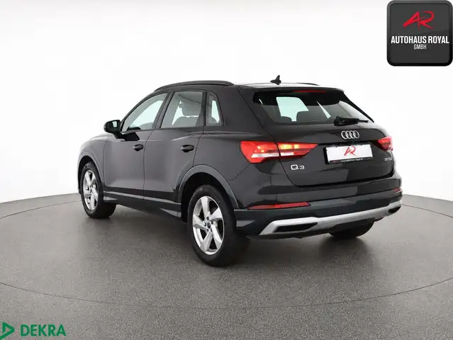 Audi Q3 view 2