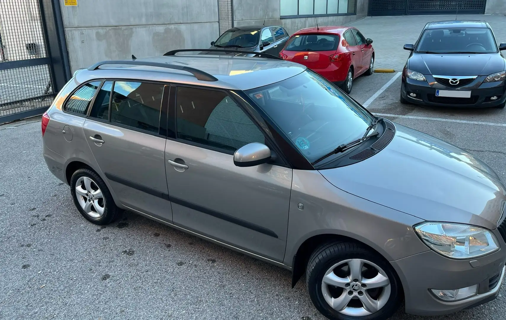 Skoda Fabia Fabia Combi 2.0 Elegance Elegance Bronce - 2