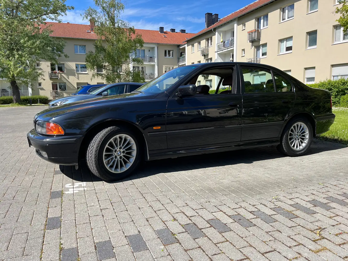 BMW 535 E39 535i V8 ORGINAL 123.000KM,2 HAND, Noir - 2