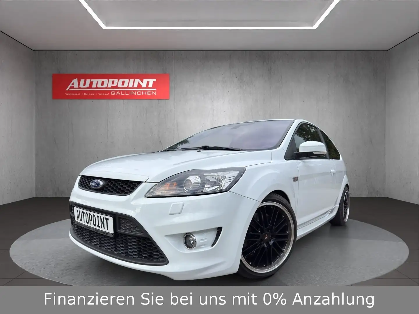 Ford Focus 2.5 Lim. ST aus 1.Hand Garagenwagen Weiß - 1