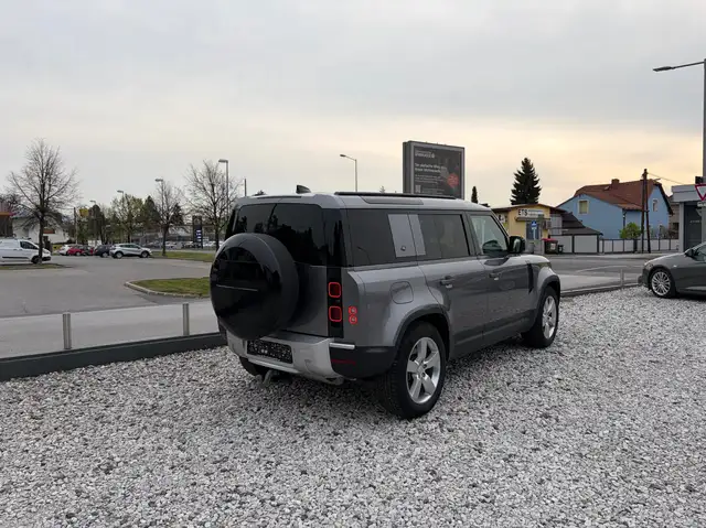 Land Rover Defender 110 P400e Hybrid AWD Luftfederung ACC AHV Garantie Ansicht 24