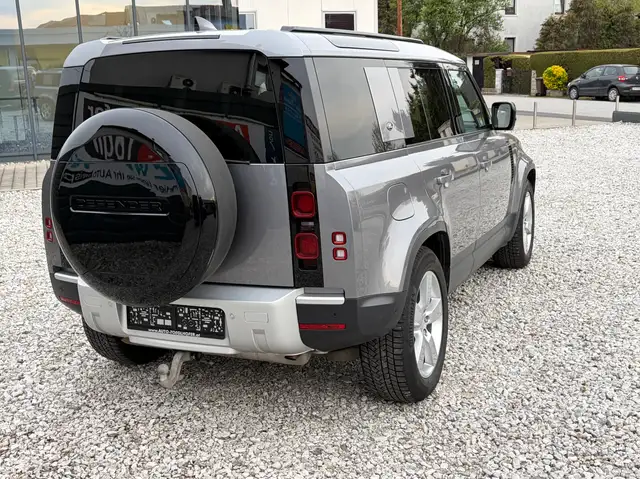 Land Rover Defender 110 P400e Hybrid AWD Luftfederung ACC AHV Garantie Ansicht 10