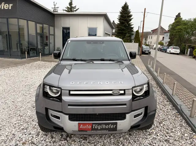 Land Rover Defender 110 P400e Hybrid AWD Luftfederung ACC AHV Garantie Ansicht 18