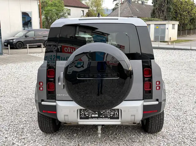 Land Rover Defender 110 P400e Hybrid AWD Luftfederung ACC AHV Garantie Ansicht 9