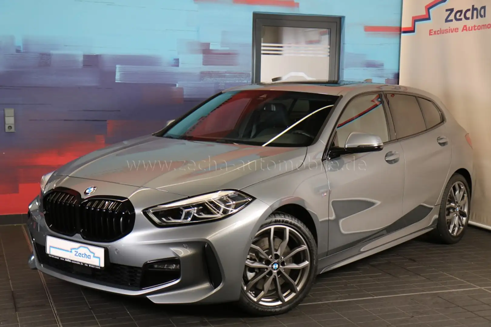 BMW 120 i 5-trg M-Sport Panod.Lenkradhzg.HIFI.RFK. Gris - 1