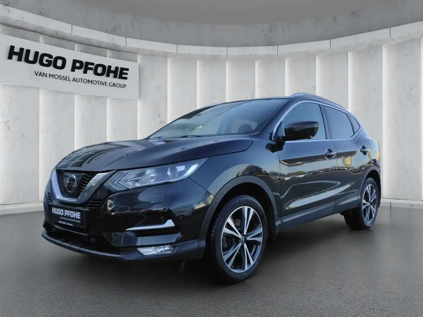Nissan Qashqai 1.2 DIG-T N-Connecta Zwart - 1
