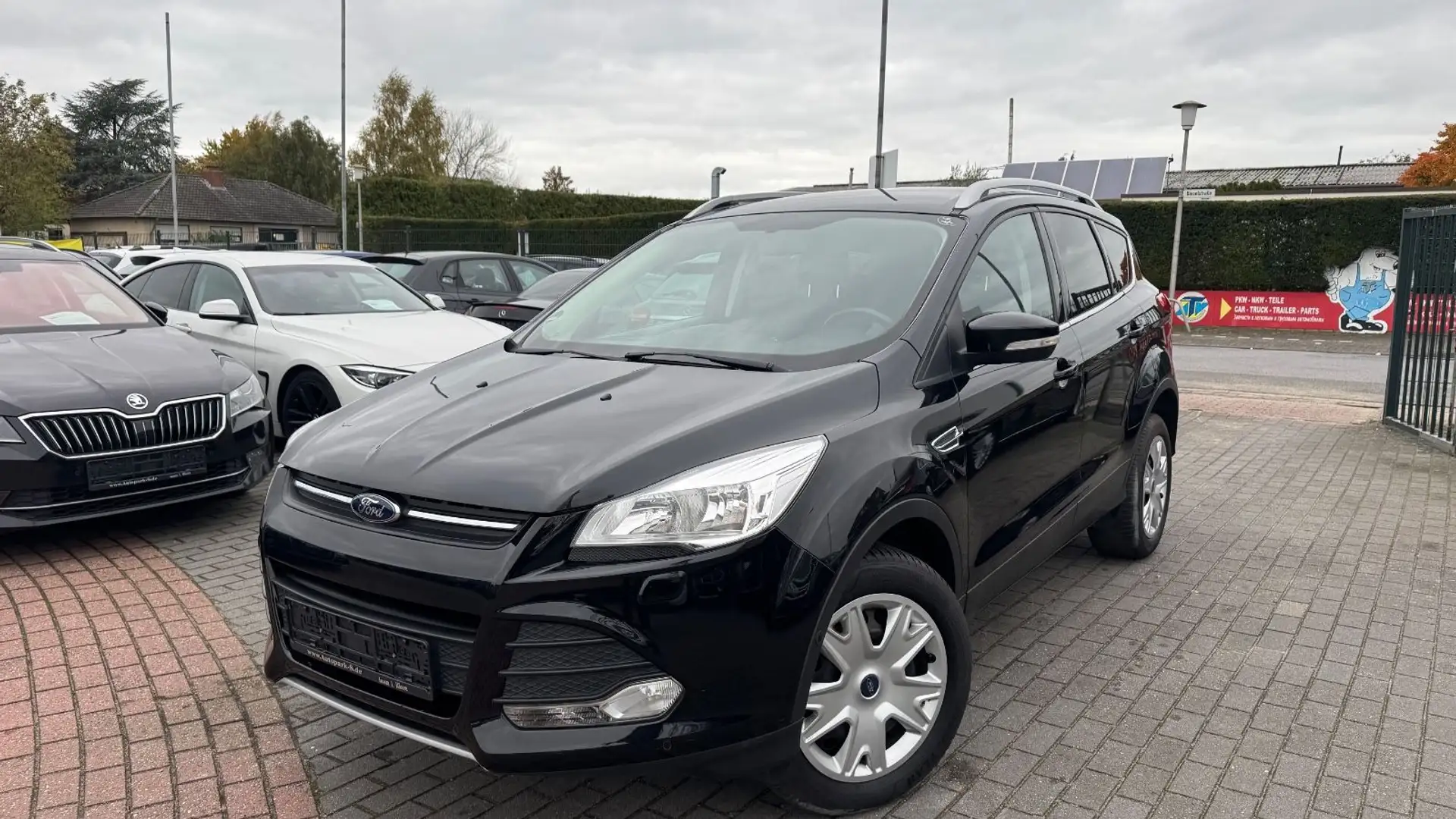 Ford Kuga Trend 1.6 | KLIMA | SITZHEIZUNG | PARKHILFE Noir - 2