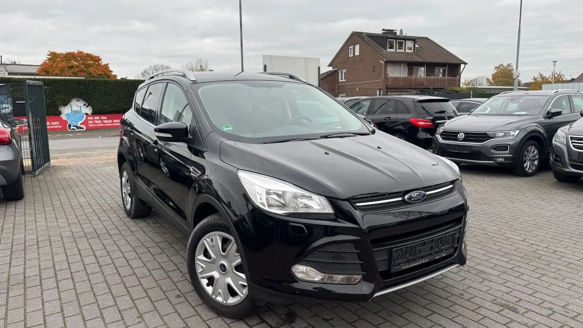Ford Kuga Trend 1.6 | KLIMA | SITZHEIZUNG | PARKHILFE Noir - 1