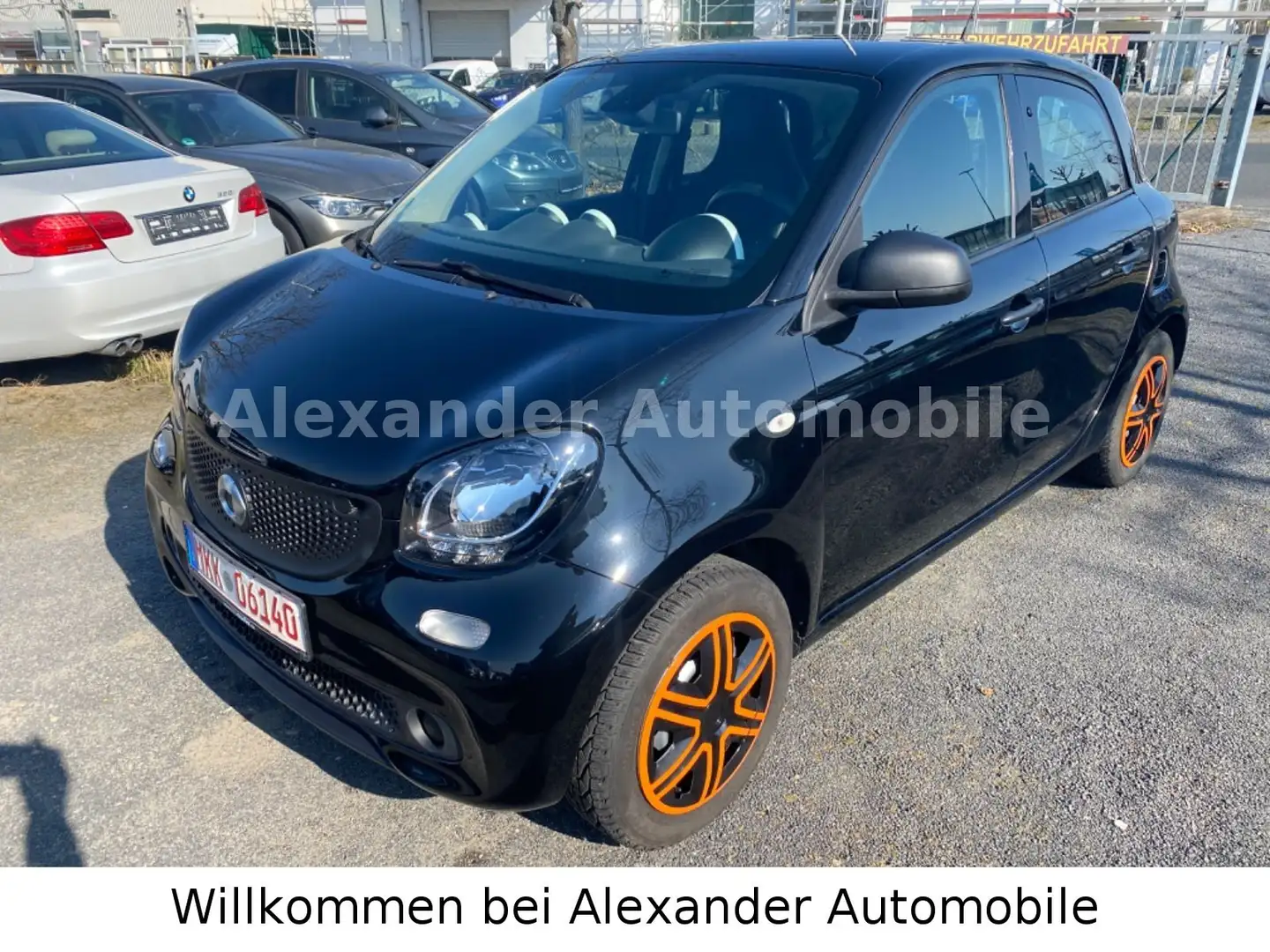 smart forFour forfour Basis. KLIMA EURO6 TÜV. Neu Schwarz - 2
