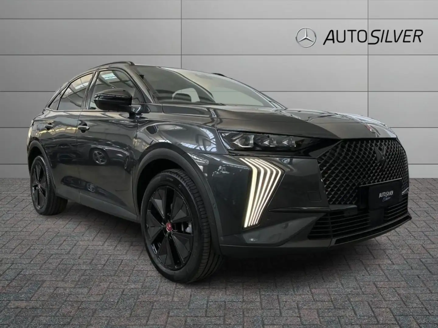 DS Automobiles DS 7 BlueHDi 130 aut. Performance Line+ Grigio - 1