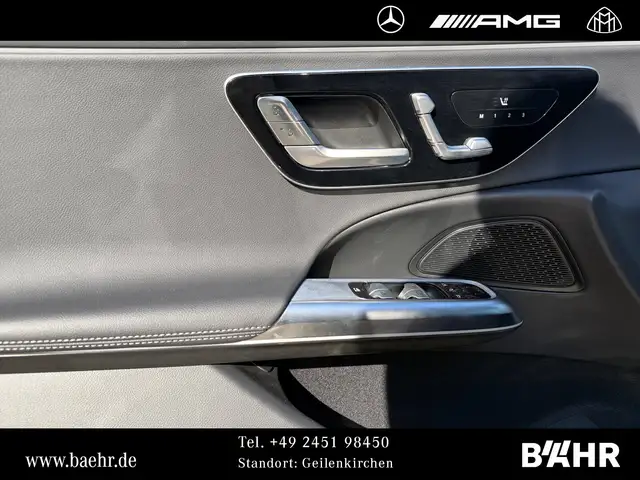 Mercedes-Benz E-Class view 14