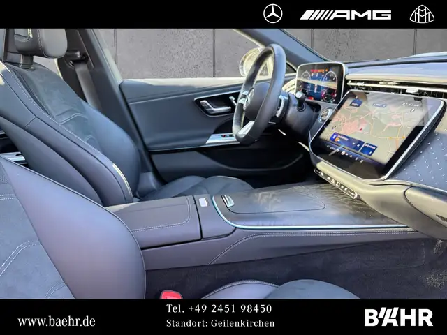 Mercedes-Benz E-Class view 5