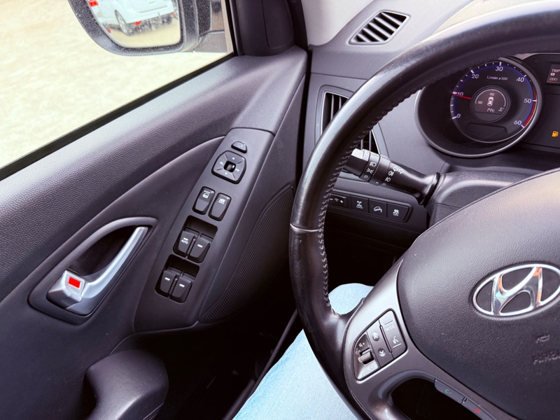 Hyundai iX35 Style AWD, 1 Hand,Navi,AHK. — photo 33