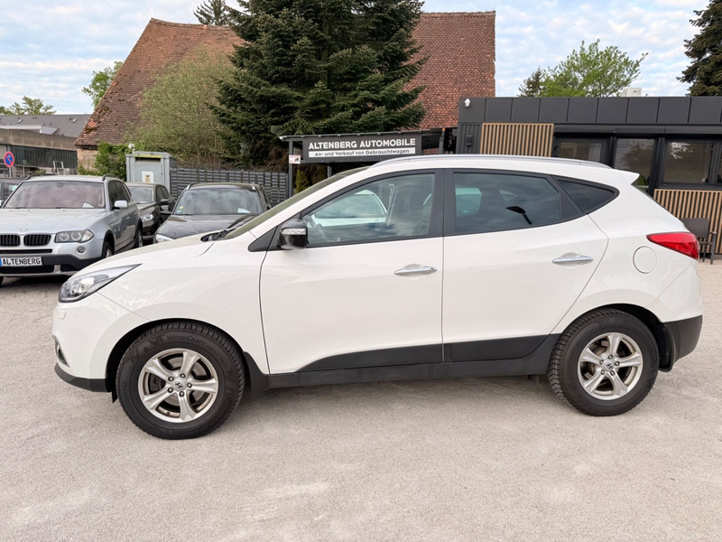 Hyundai iX35 Style AWD, 1 Hand,Navi,AHK. — photo 7