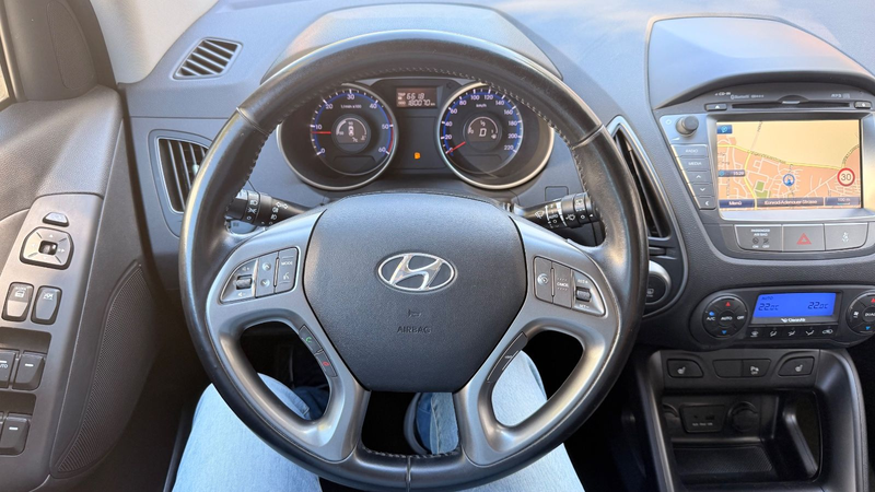 Hyundai iX35 Style AWD, 1 Hand,Navi,AHK. — photo 29