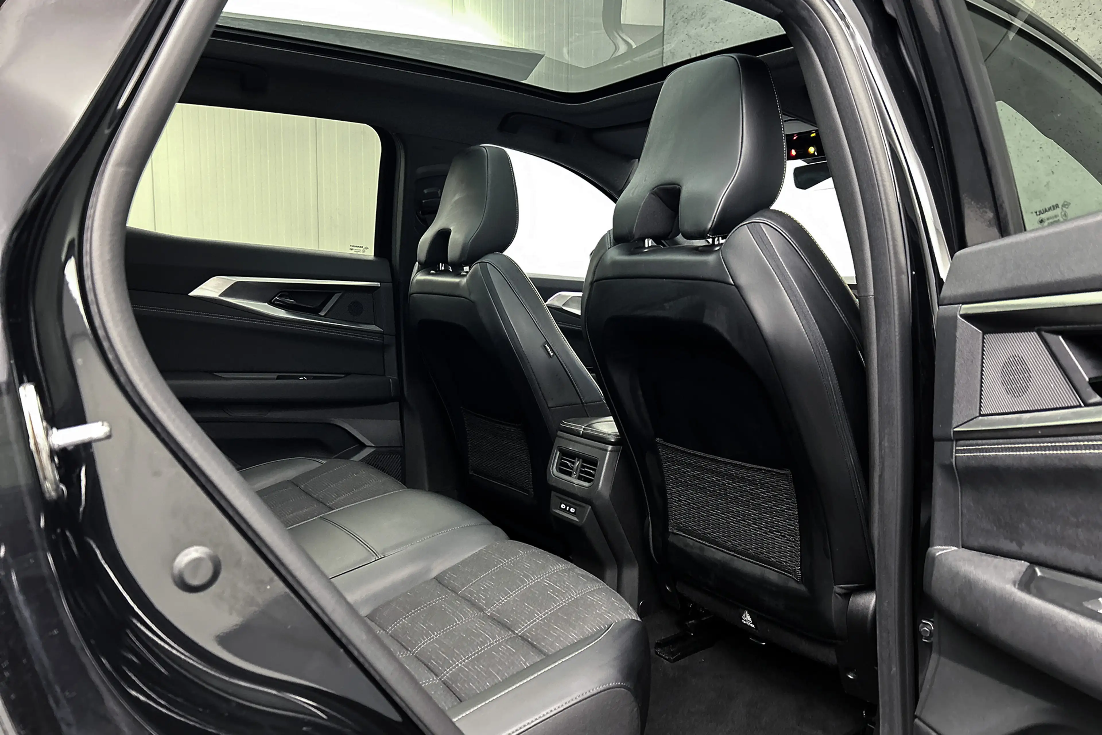 Renault Austral 1.2 E-Tech full hybrid 200 | Stoelverwarming | Cam — photo 15